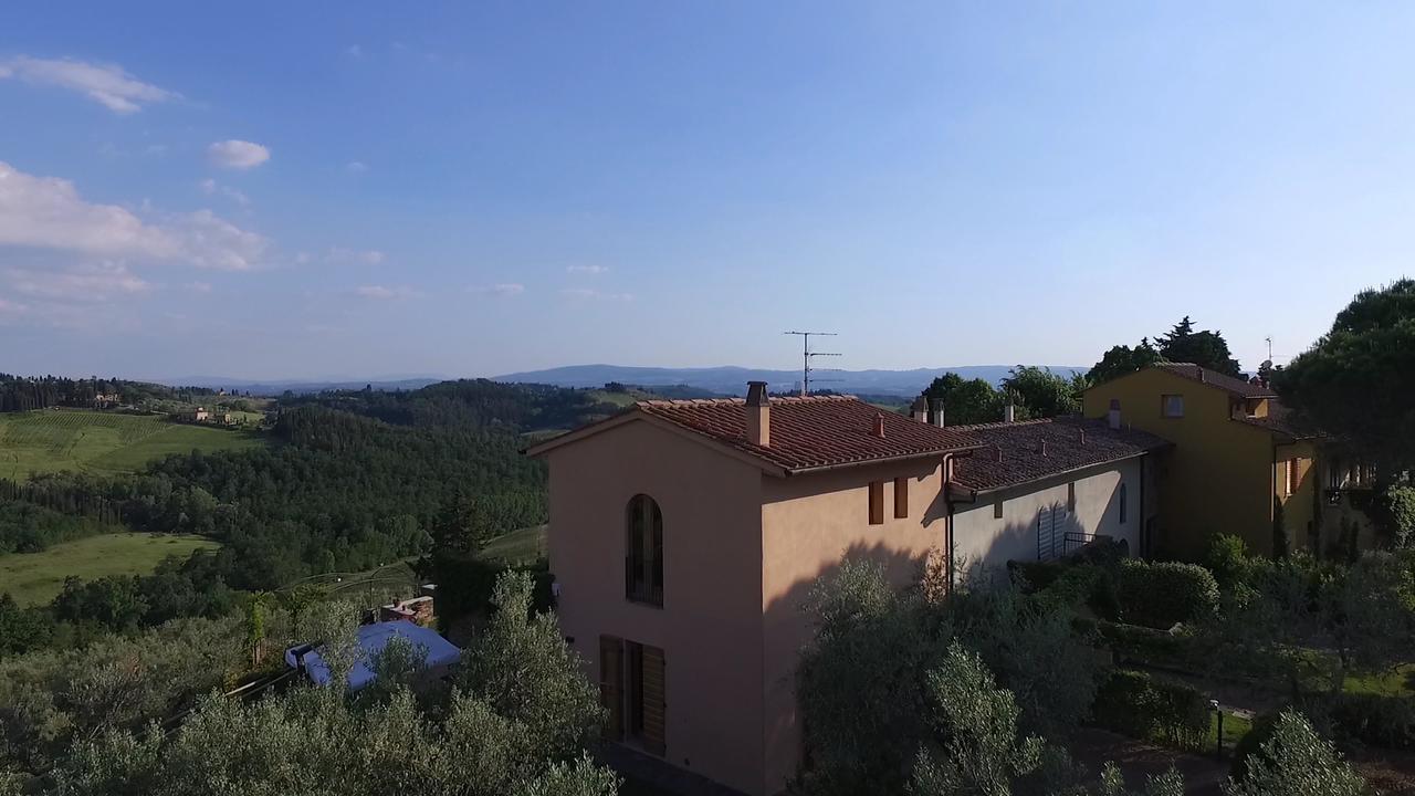 Апартаменты La Rocca Di Montalbino Монтеспертоли Экстерьер фото