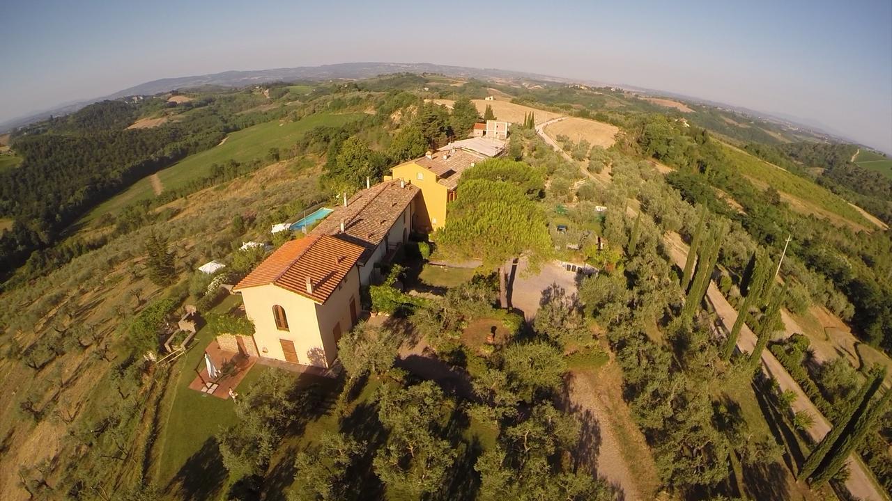 Апартаменты La Rocca Di Montalbino Монтеспертоли Экстерьер фото